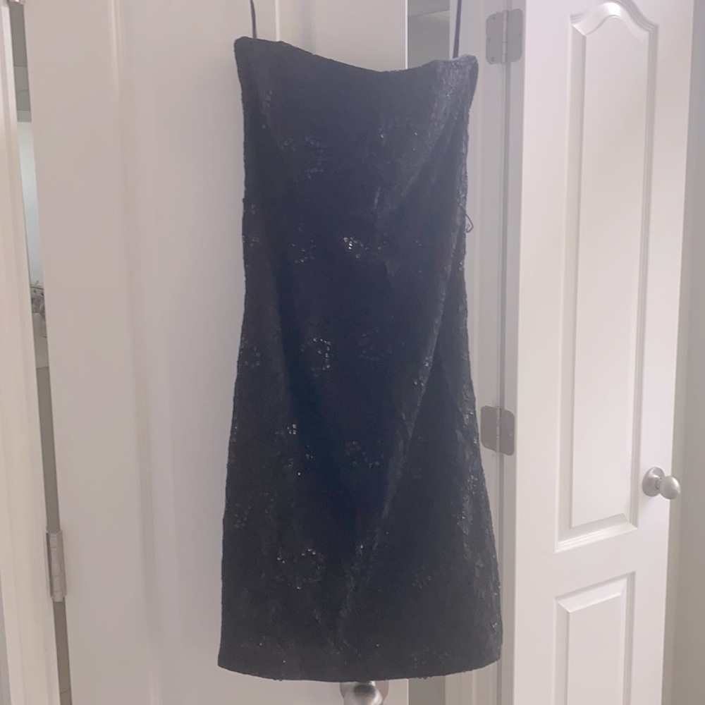 Strapless short party dress